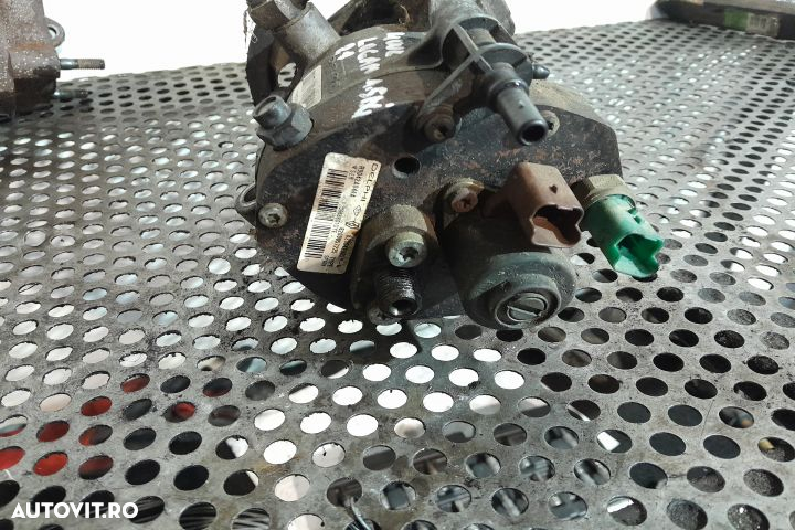Pompa inalta presiune 1.5 DCI 8200057225 R9042A041A Dacia Logan 1 [20 - 2