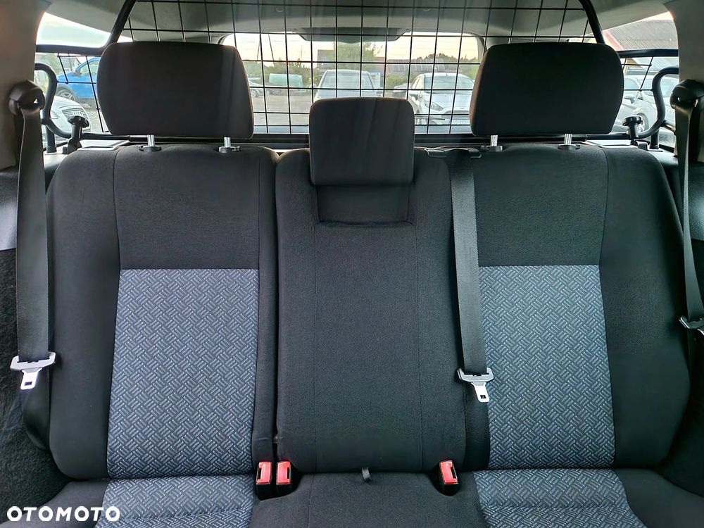 Ford Mondeo 1.8 Turnier Ghia - 20