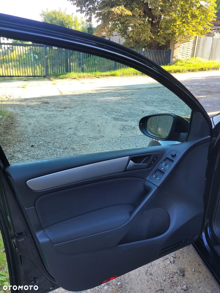 Volkswagen Golf 2.0 TDI Comfortline - 15