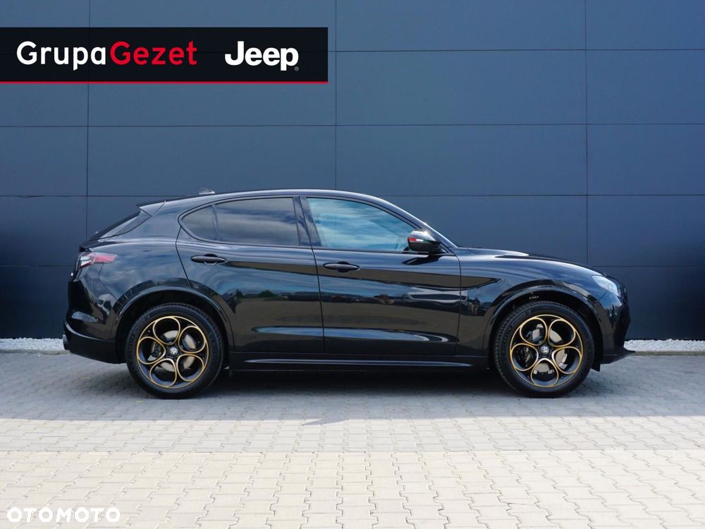 Alfa Romeo Stelvio - 4