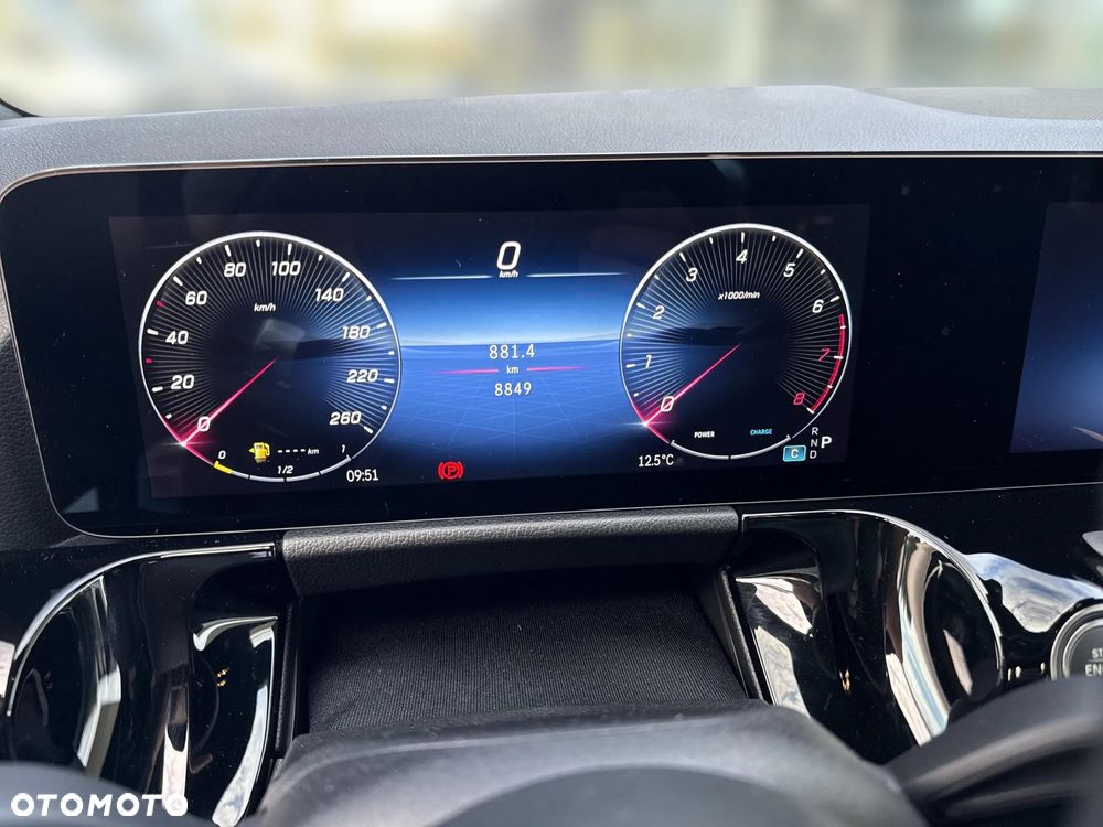 Mercedes-Benz GLA 200 AMG Line - 10