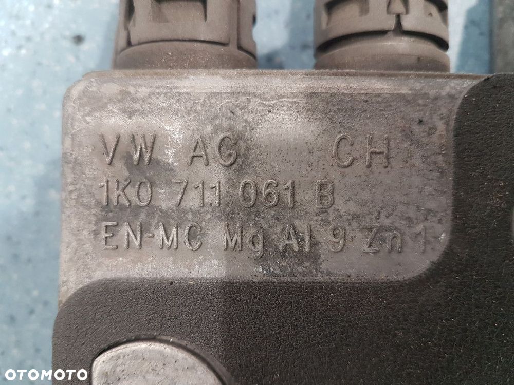 SKODA OCTAVIA II LIFT 2.0 TDI LEWAREK ZMIANY BIEGÓW 1K0711049CK - 5