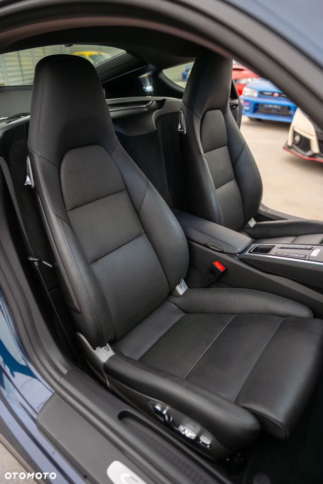 Porsche Cayman S PDK - 13