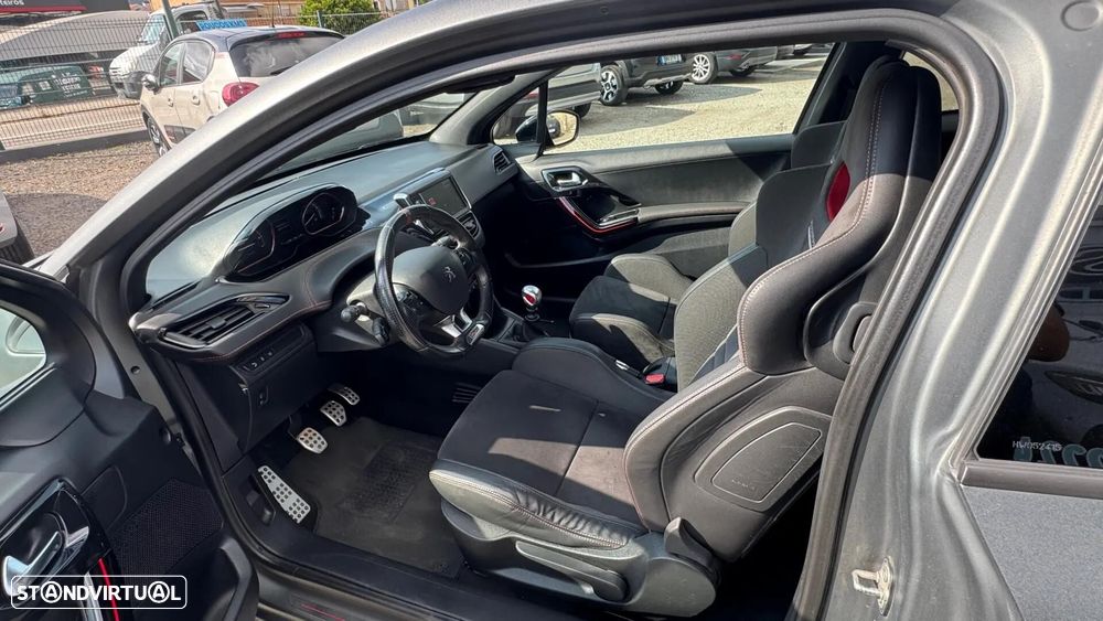 Peugeot 208 1.6 e-THP GTi by Sport - 18