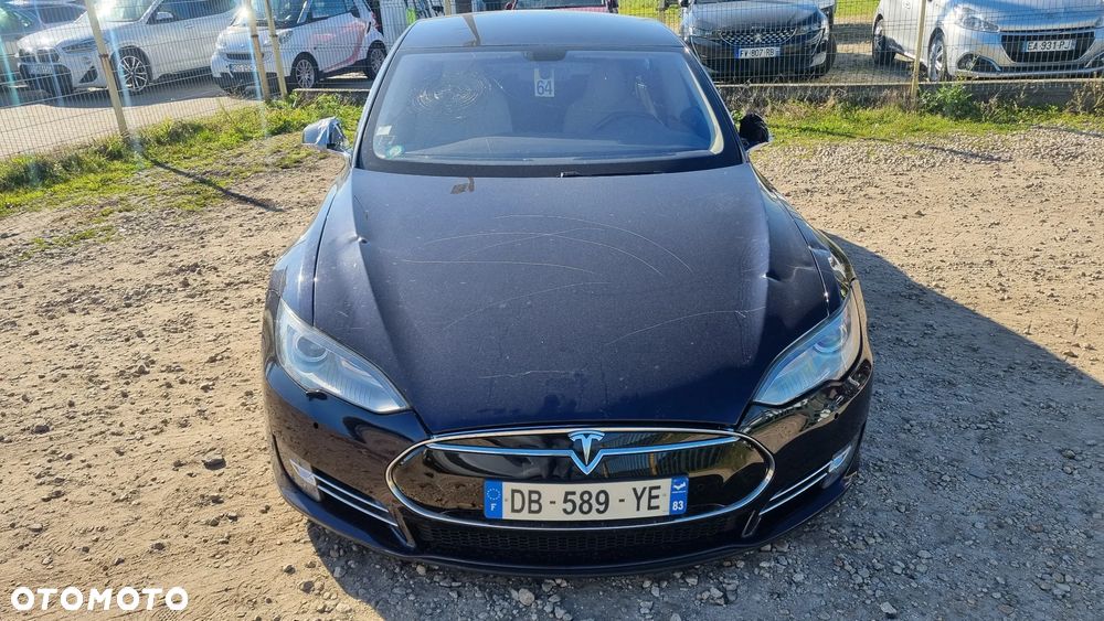 Tesla Model S 2014 photo 4