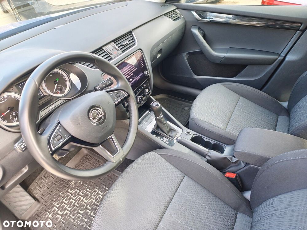 Skoda Octavia 2.0 TDI SCR Style DSG - 7