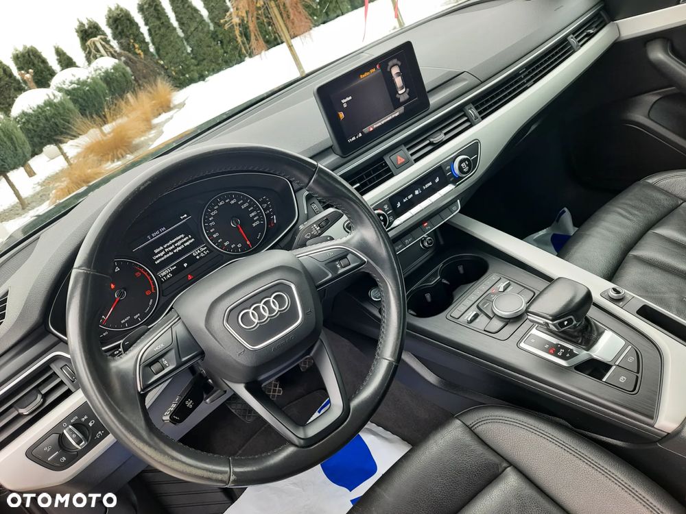 Audi A4 Limousine - 13