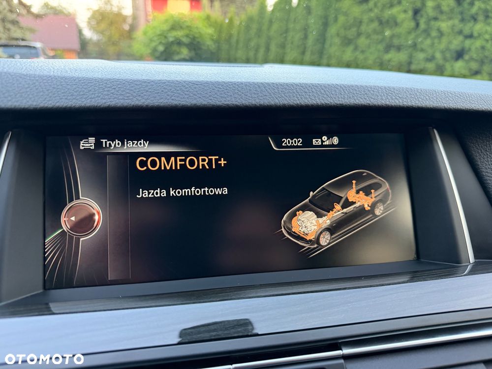 BMW Seria 5 520d Luxury Line - 28