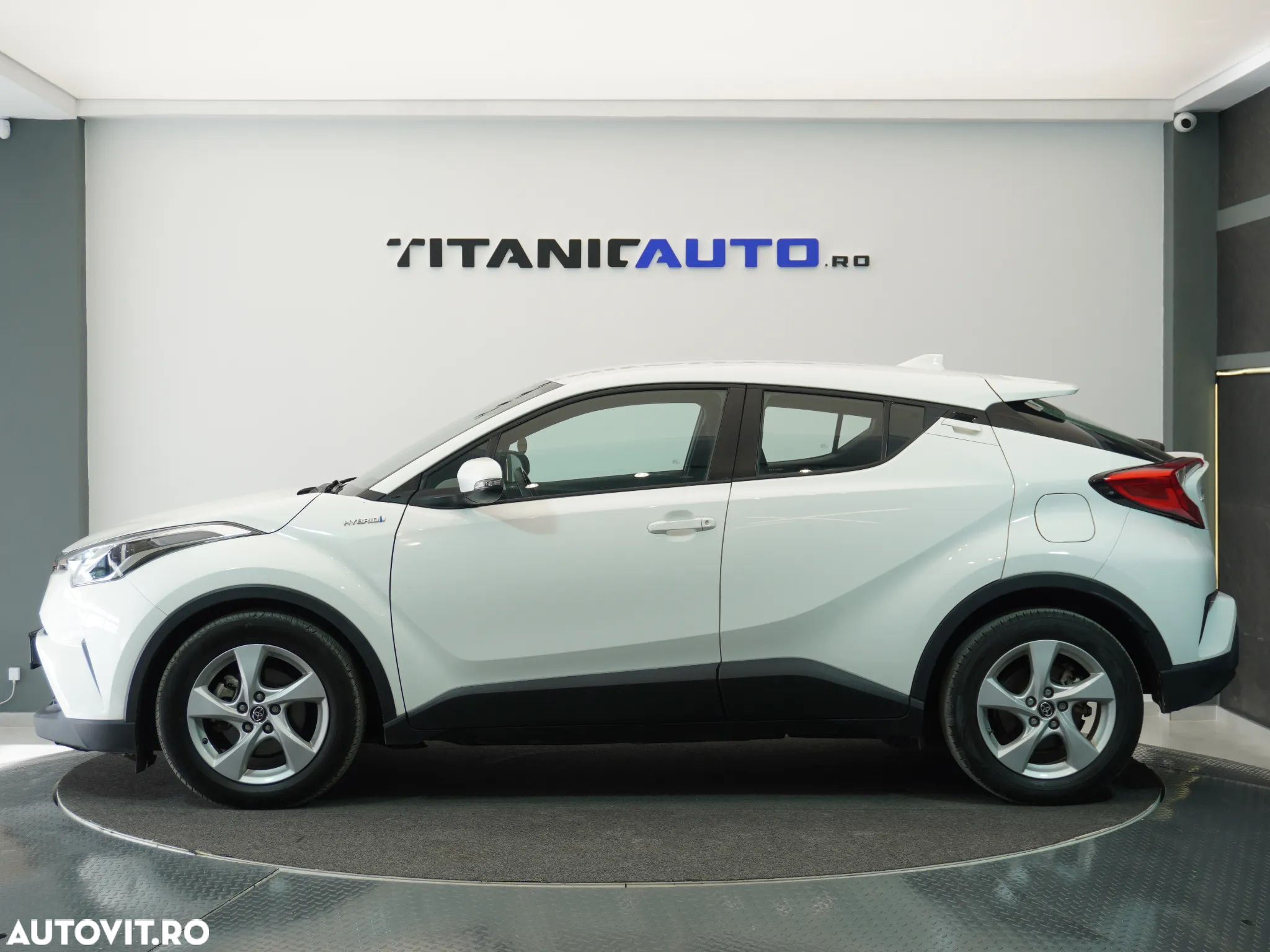 Toyota C-HR 1.8 HSD 4x2 CVT C-ult LED - 5