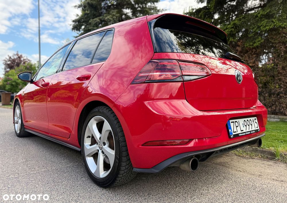 Volkswagen Golf GTI (BlueMotion Technology) DSG - 3