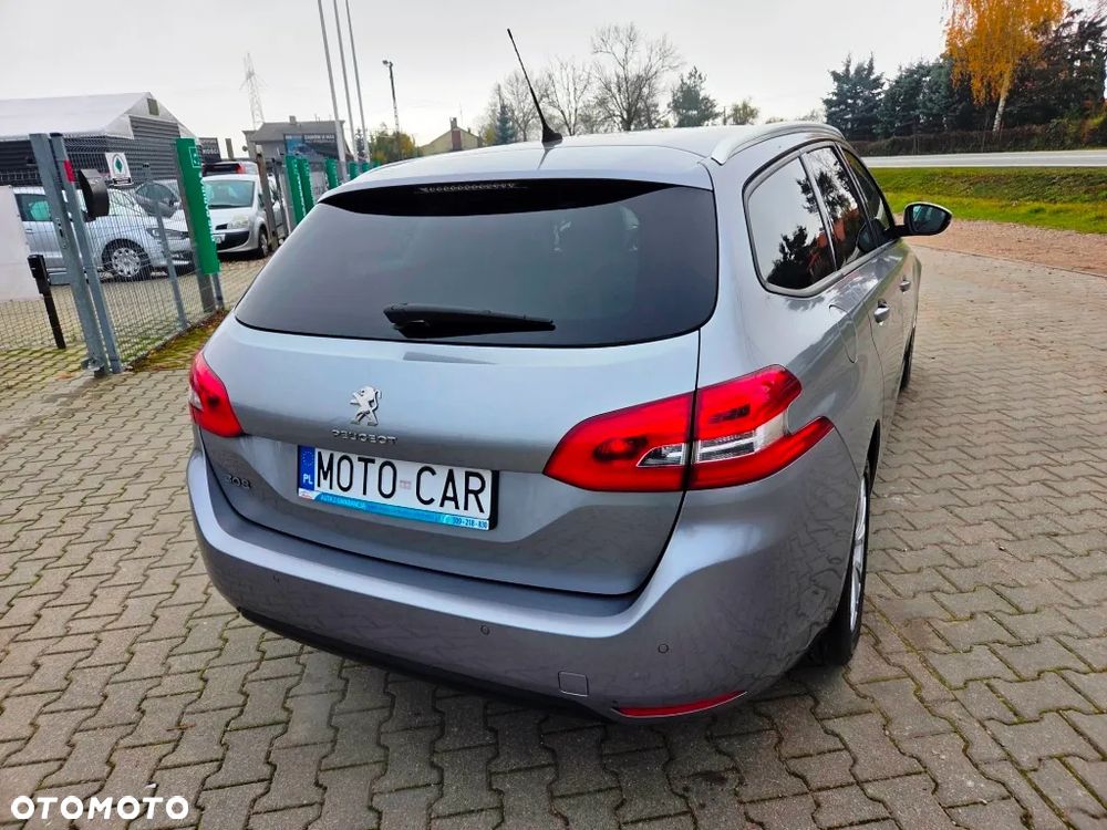 Peugeot 308 1.6 BlueHDi Style S&S - 9
