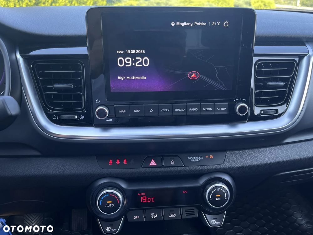 Kia Stonic 1.0 T-GDI L - 22