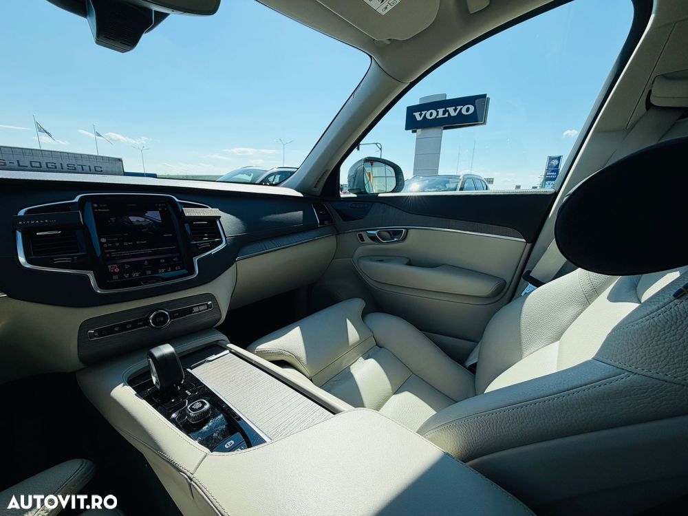 Volvo XC 90 B5 MHEV AWD 7 locuri Plus Bright - 32
