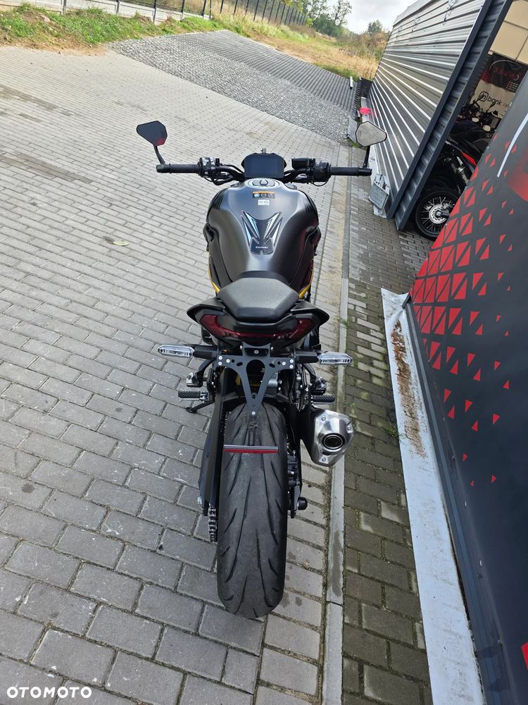 Kawasaki Z 900 - 19