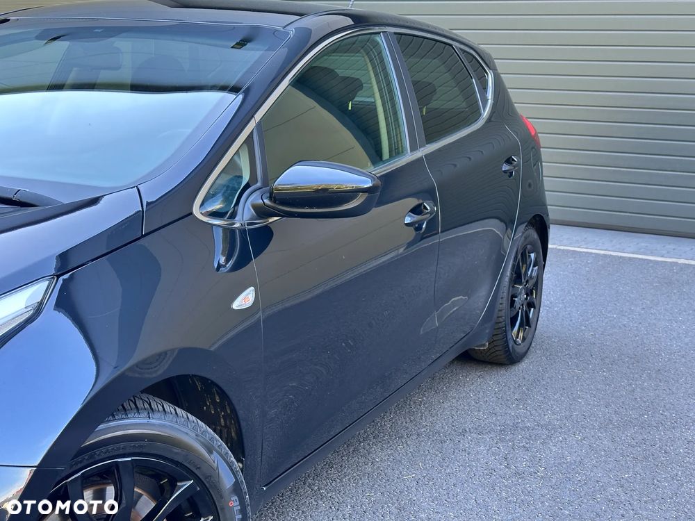 Kia Ceed 1.6 GDI Platinum Edition - 9