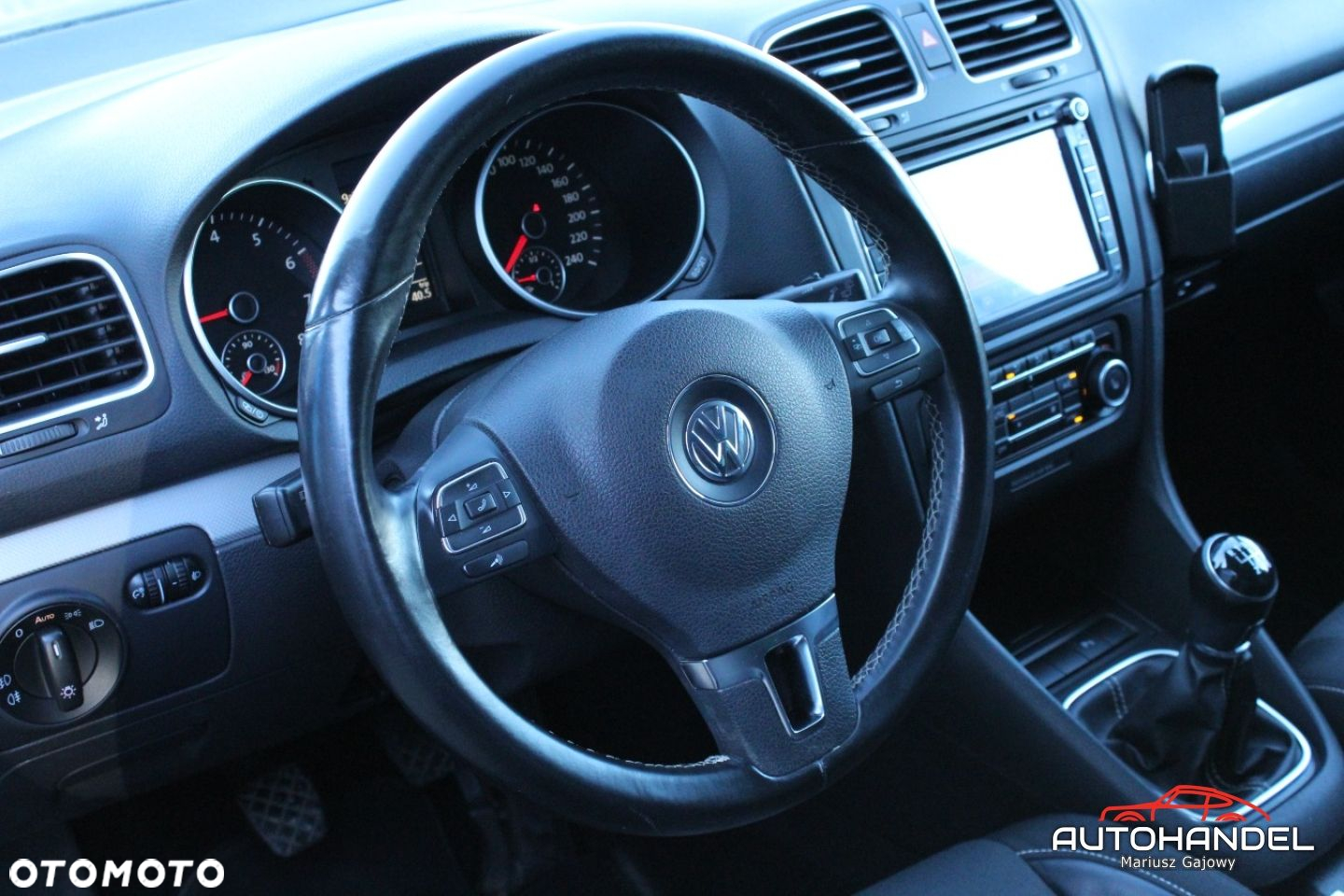 Volkswagen Golf - 13