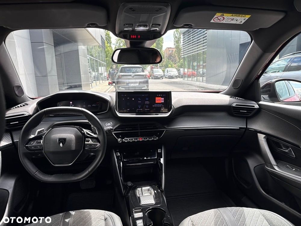 Peugeot 2008 - 9