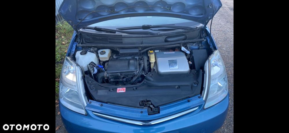 Toyota Prius 1.5 VVT-i Sol - 10