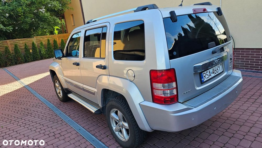 Jeep Cherokee 2.8 CRD DPF Automatik Limited - 28