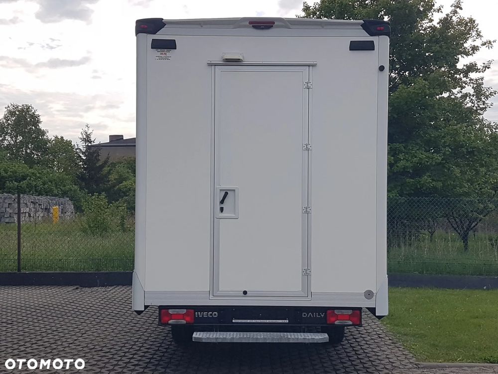 Iveco DAILY KONTENER NISKOPODŁOGOWY 4,43x2,23x2,42 SKLEP BAR FOODTRUCK KAMPER KLIMA - 16