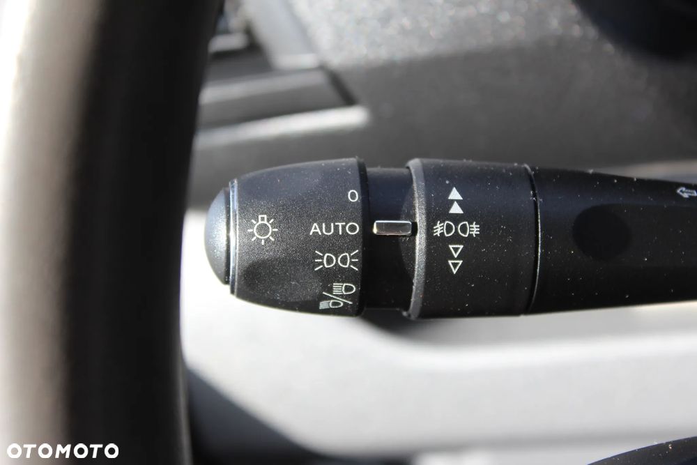 Opel Vivaro - 18