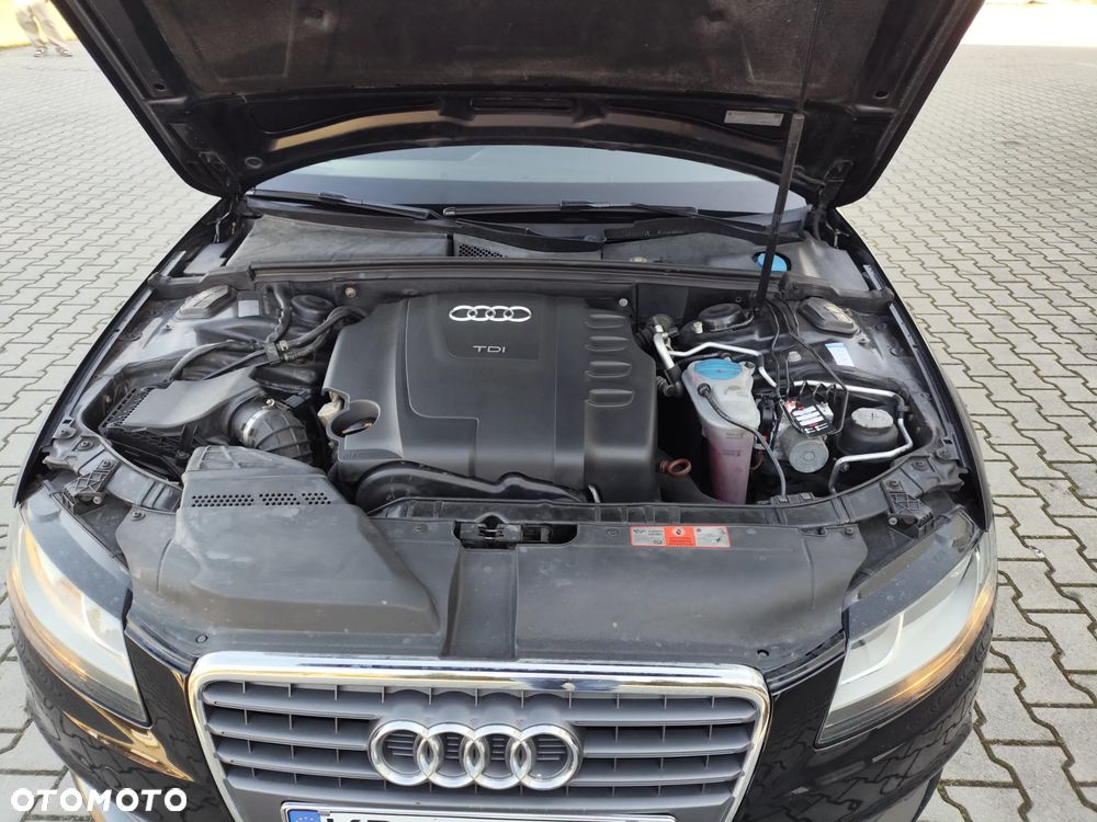Audi A4 Avant 2.0 TDI - 13
