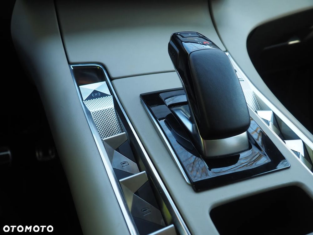 DS Automobiles DS 7 - 13