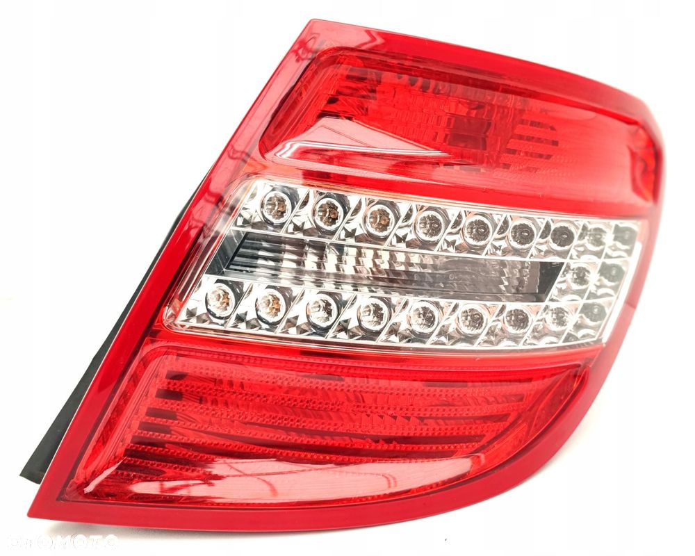 MERCEDES C KLASA C63 AMG KOMBI LAMPA PRAWA TYLNA - 3