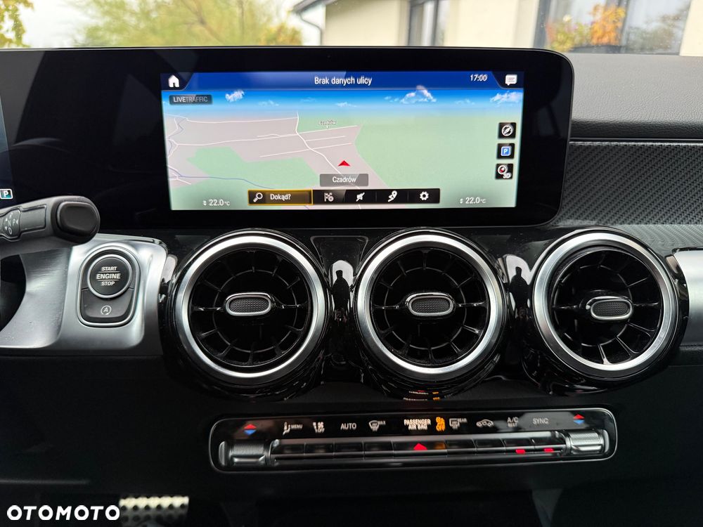 Mercedes-Benz GLB 220 d 8G-DCT AMG Line - 24