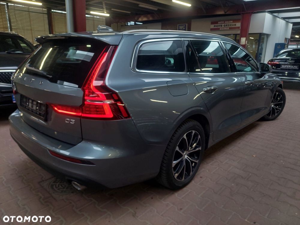 Volvo V60 D3 Momentum - 10