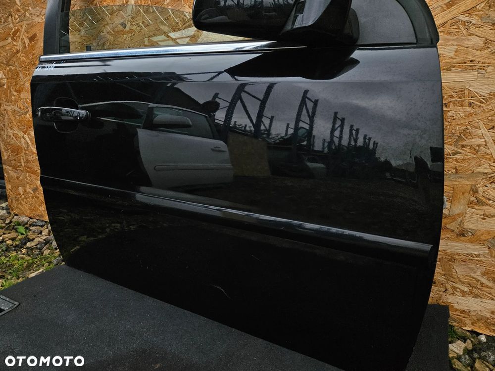 Opel Vectra C Drzwi przednie prawe KOD LAKIERU Z20R - 3