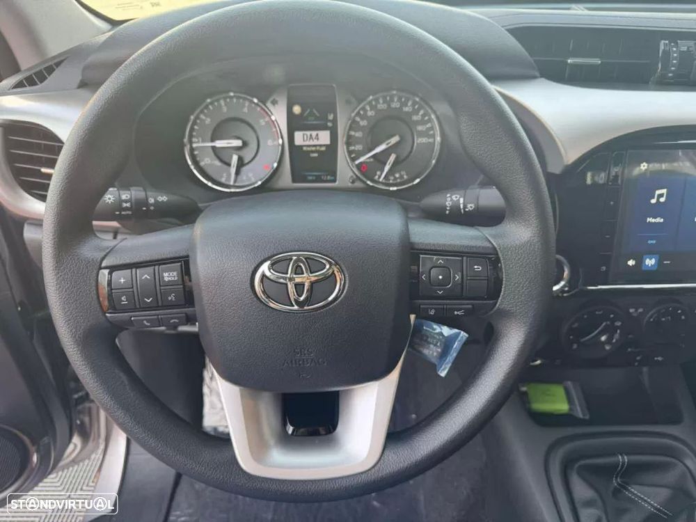 Toyota Hilux 4x4 Cabine Dupla Duty - 6