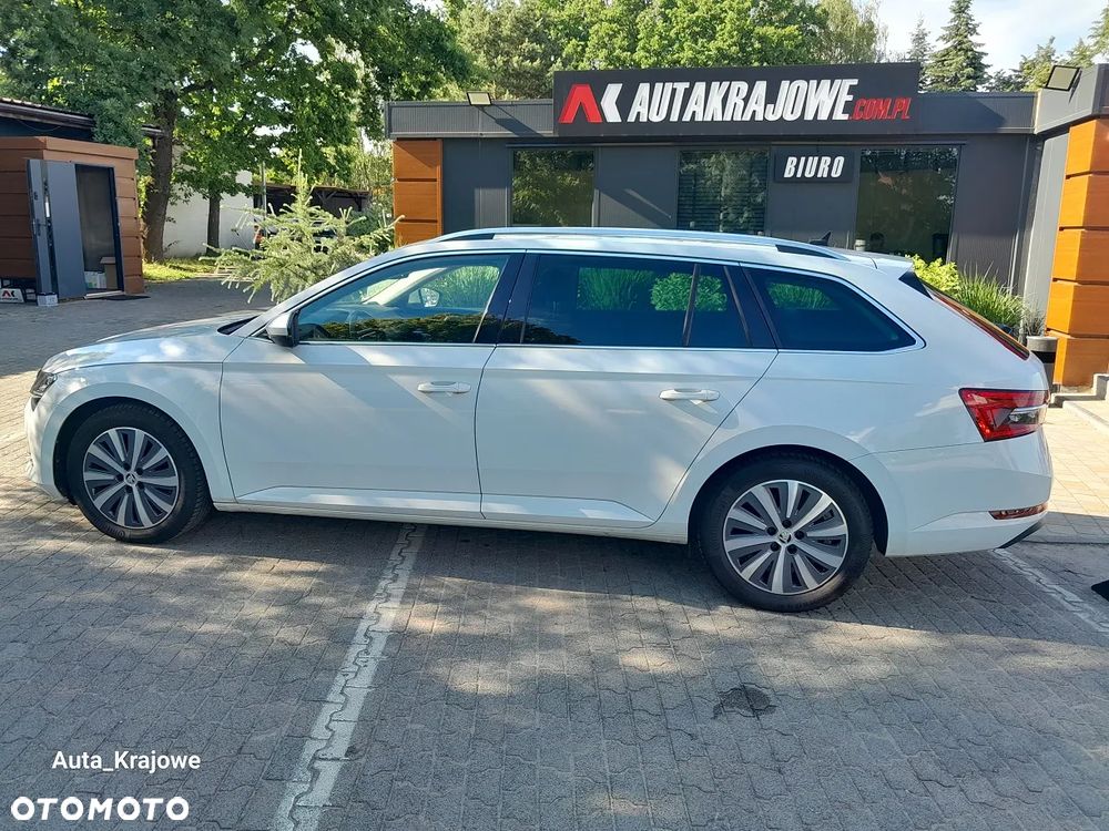 Skoda Superb 2.0 TDI SCR Style DSG - 8