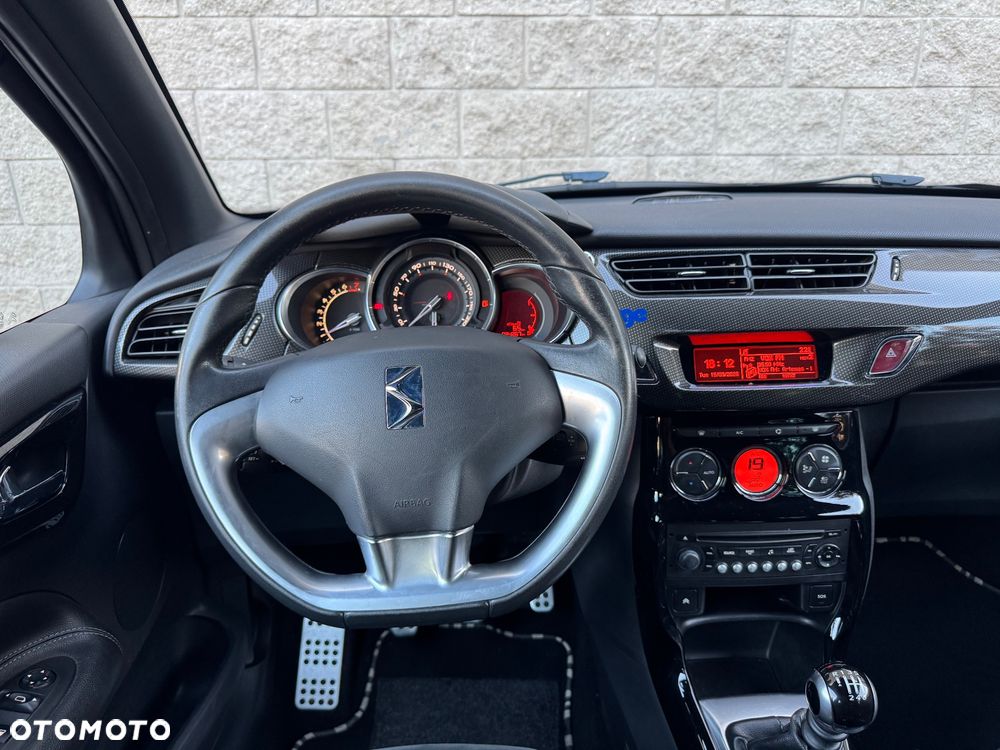 Citroën DS3 THP 155 SportChic - 10