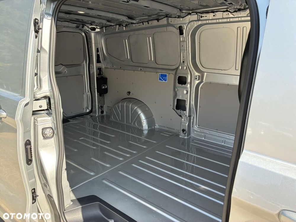 Volkswagen Transporter T7 Furgon/4MOTION 4x4/AUTOMAT/L2H1 2.0 TDI 170KM  r. o. 3500 mm - 14