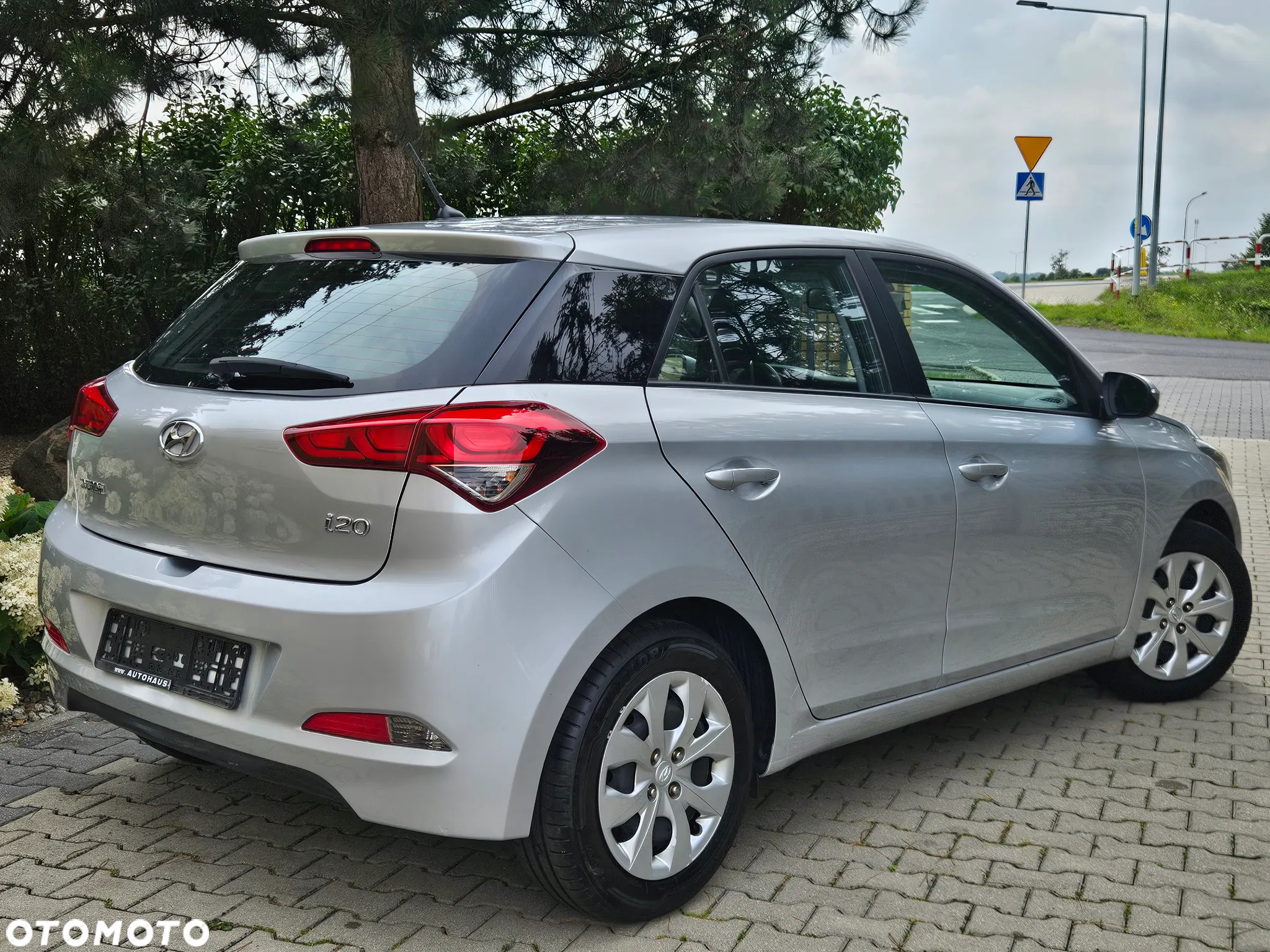 Hyundai i20 1.2 BlueDrive Go - 4