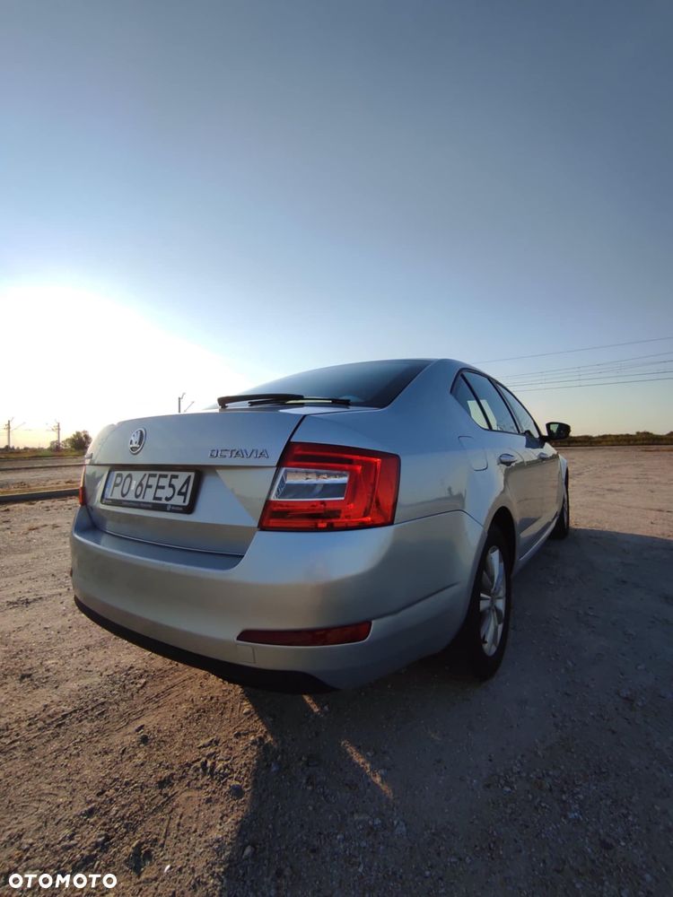 Skoda Octavia 1.6 TDI Edition - 5