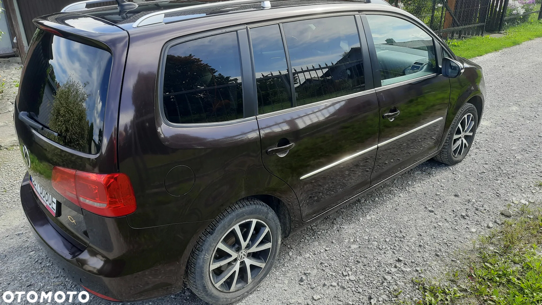Volkswagen Touran 2.0 TDI DPF DSG Highline - 2