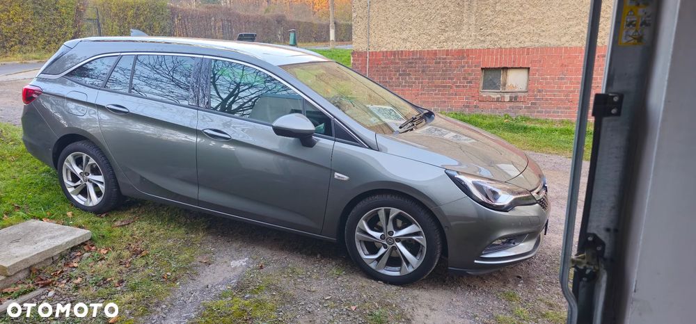 Opel Astra 1.4 T Elite - 8
