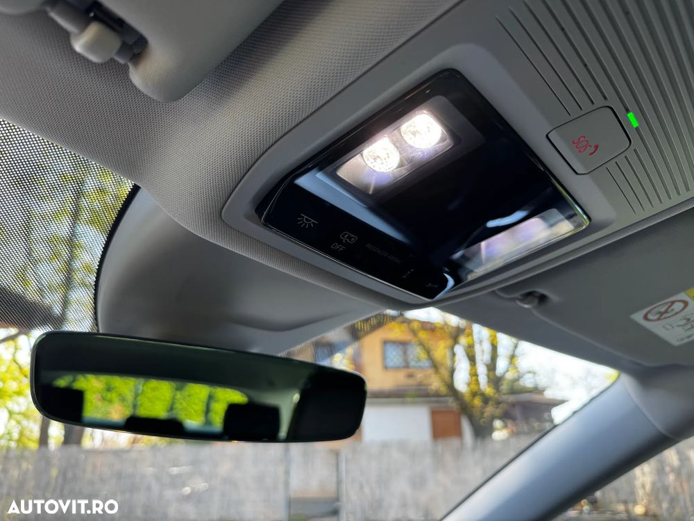 Skoda Octavia 2.0 TDI STYLE DSG - 23