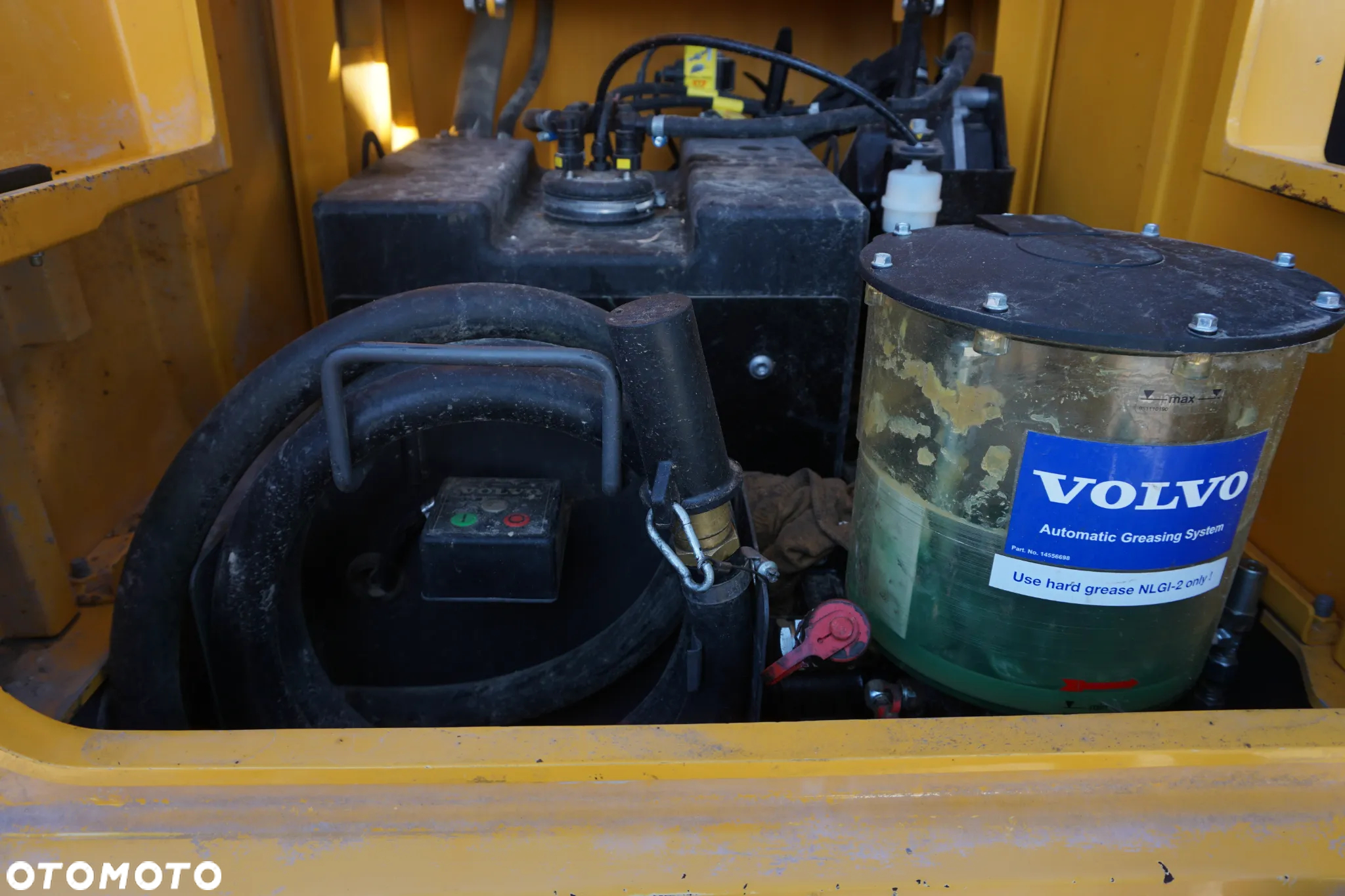 Volvo EC 300E - 17
