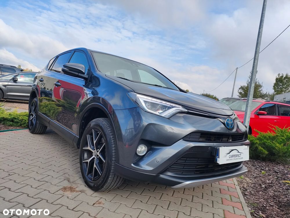 Toyota RAV4 - 11