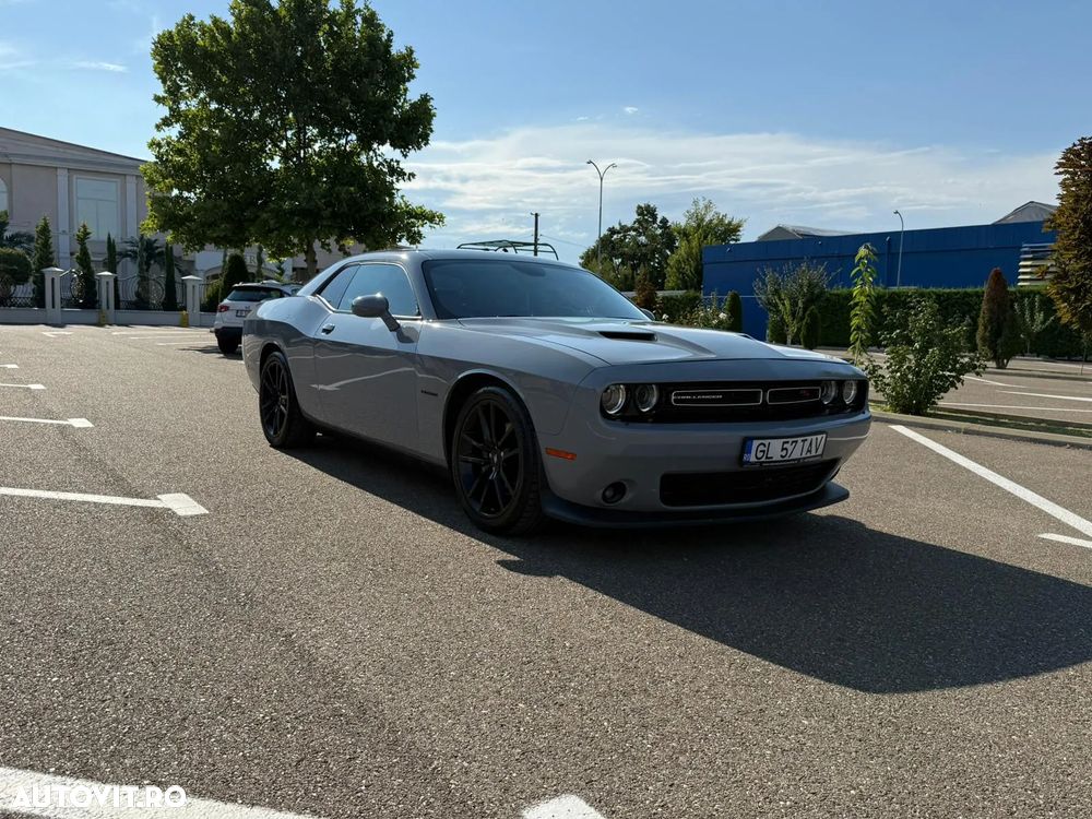 Dodge Challenger - 3