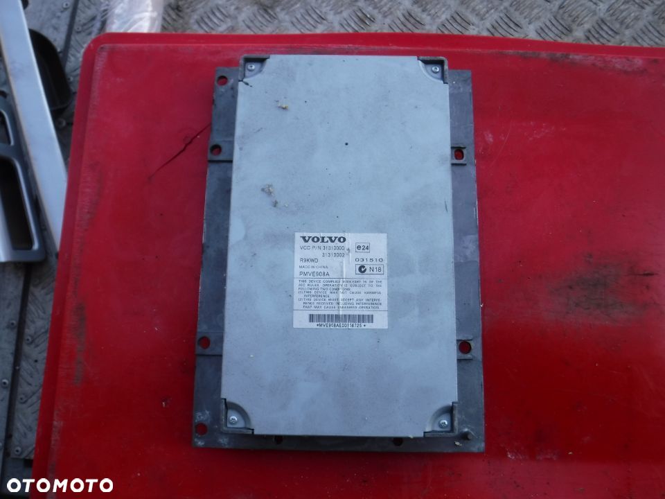 Volvo V50 lift  S40 II wzmacniacz 31310002 31310000 - 1