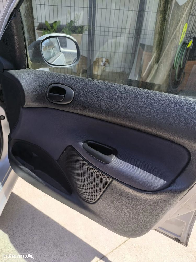 Peugeot 206 1.4 HDi Black & Silver - 7