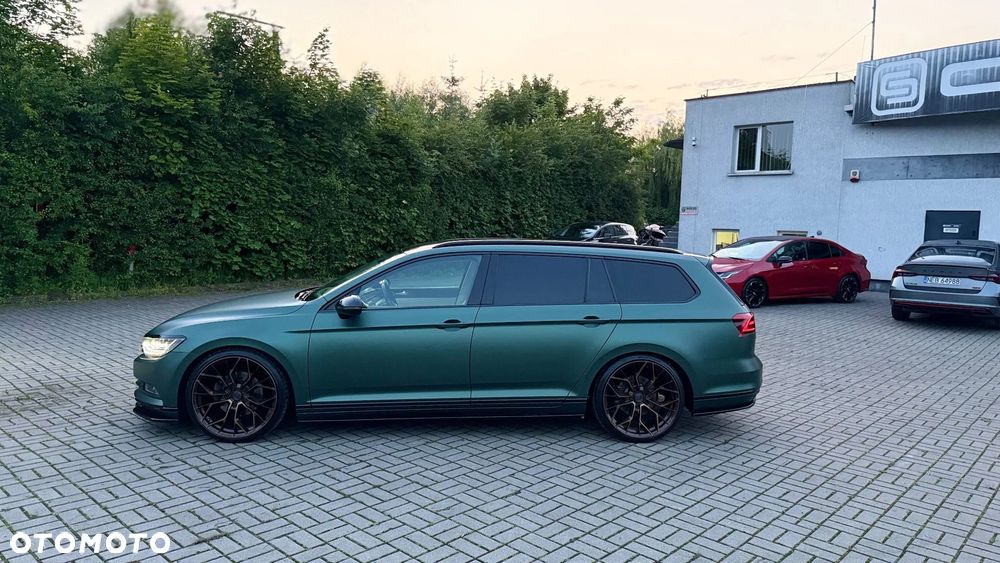 Volkswagen Passat - 20