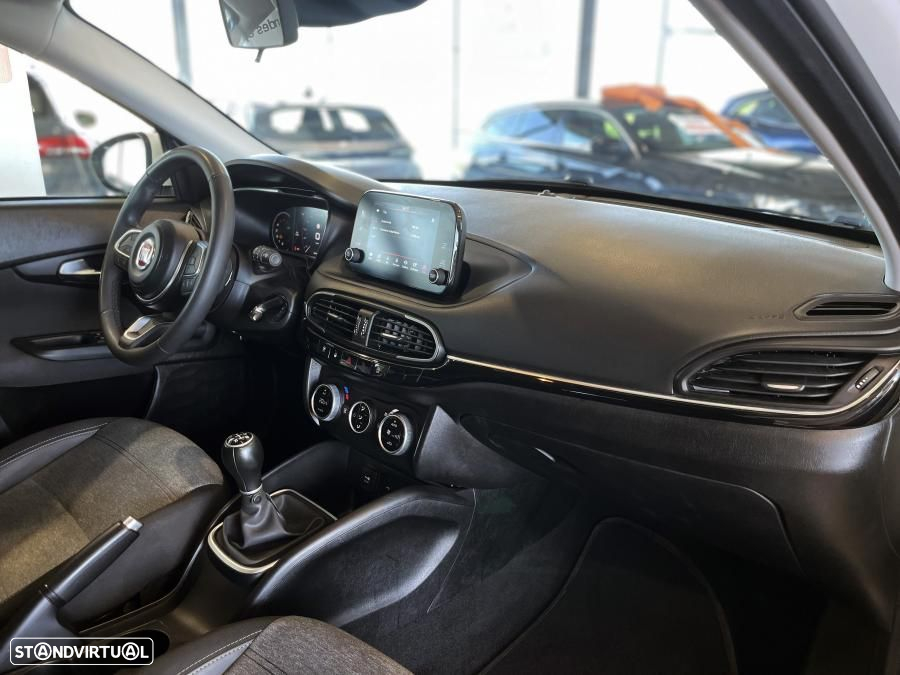Fiat Tipo Cross 1.3 Multijet City - 29