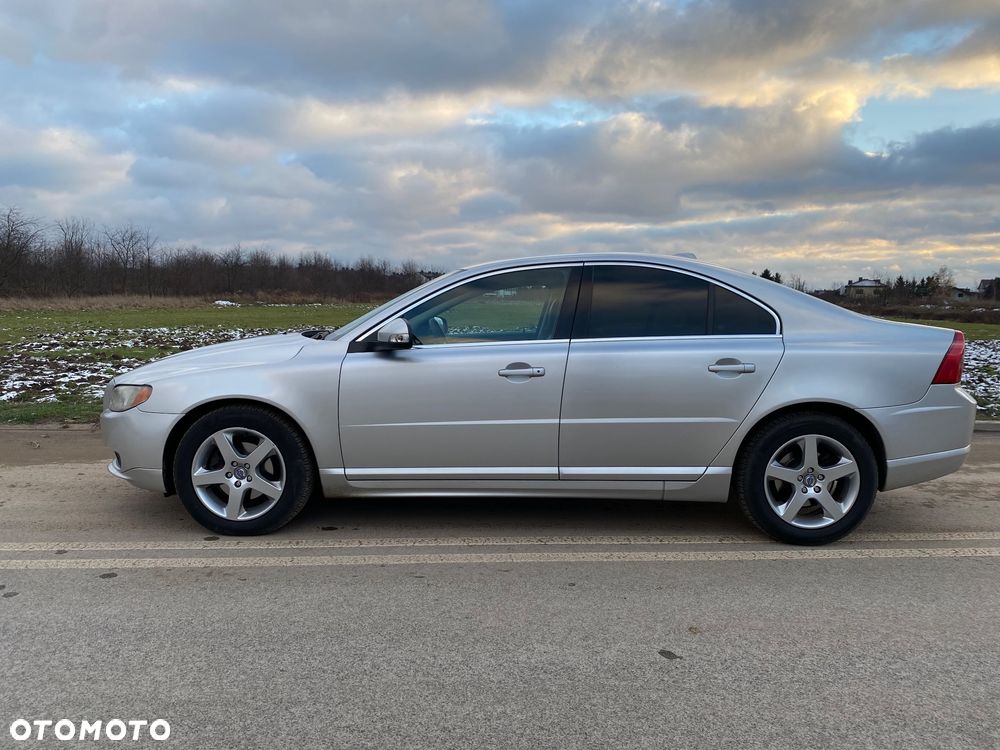 Volvo S80 2.4D5 Executive - 4