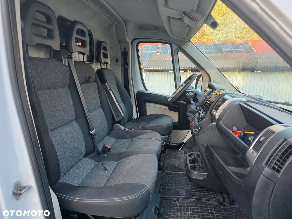 Fiat Ducato Furgon L2H2 - 22