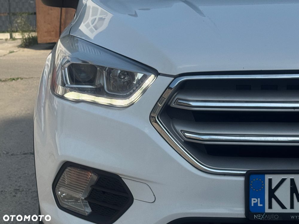 Ford Kuga 1.5 EcoBoost 4x4 Black & Silver - 9